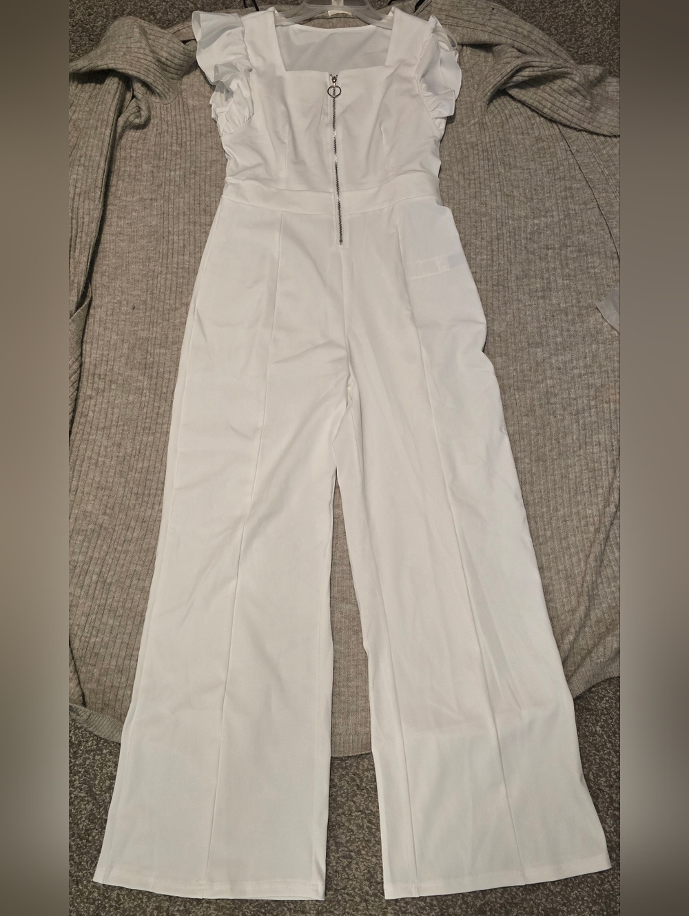 White Wide-Leg Jumpsuit with Front Zip Size M